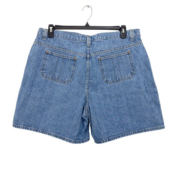 Faded Glory Womens Classic Utility Denim Shorts Size 18 Light Blue 6.5 Inseam - Picture 10 of 11